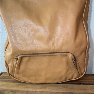 Tan Leather Hobo Shoulder Bag Slouchy Soft Large Tote Zip Front Pocket Everyday